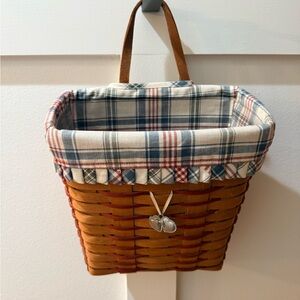 Longaberger Plaid Lined Woven Basket with Heart Charm